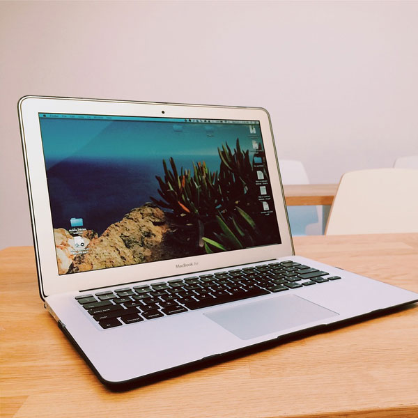 apple-699299_1280